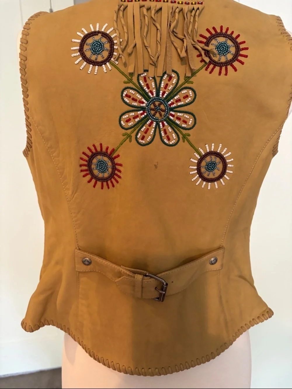 Double D Ranch Tan Suede Beaded Western Vest - Picture 2 of 13